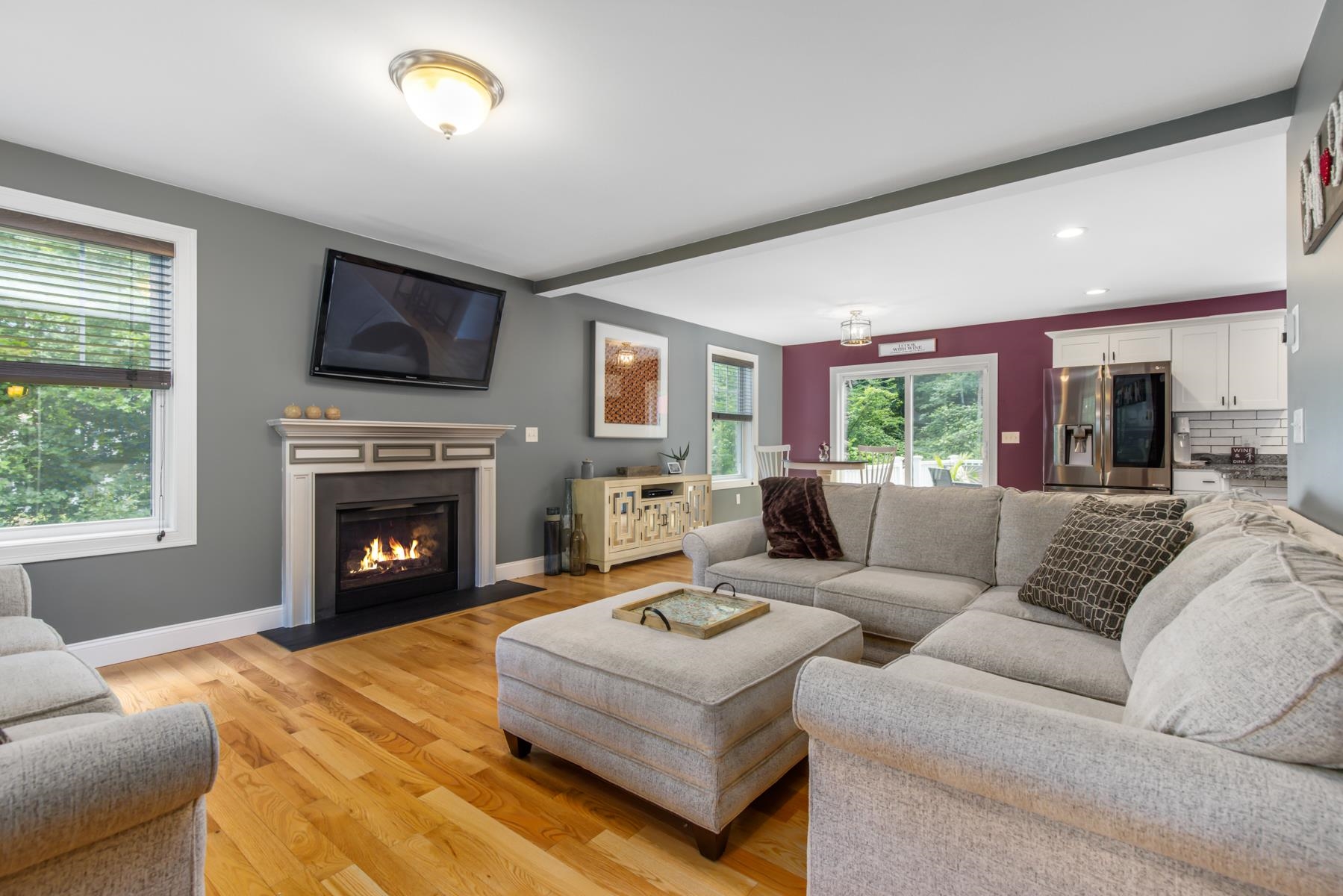 14 Pinewood Drive Stratham, NH 03885 - Photo 8 of 33 Gallery Image 8