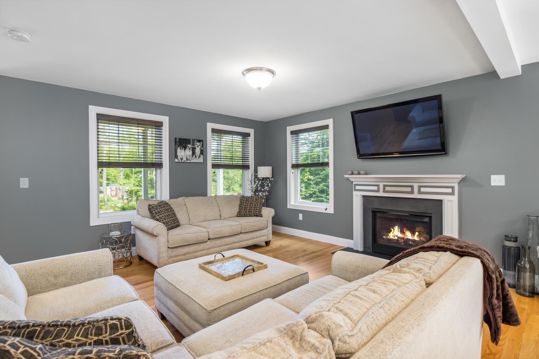 14 Pinewood Drive Stratham, NH 03885 - Photo 9 of 33 Gallery Image 9