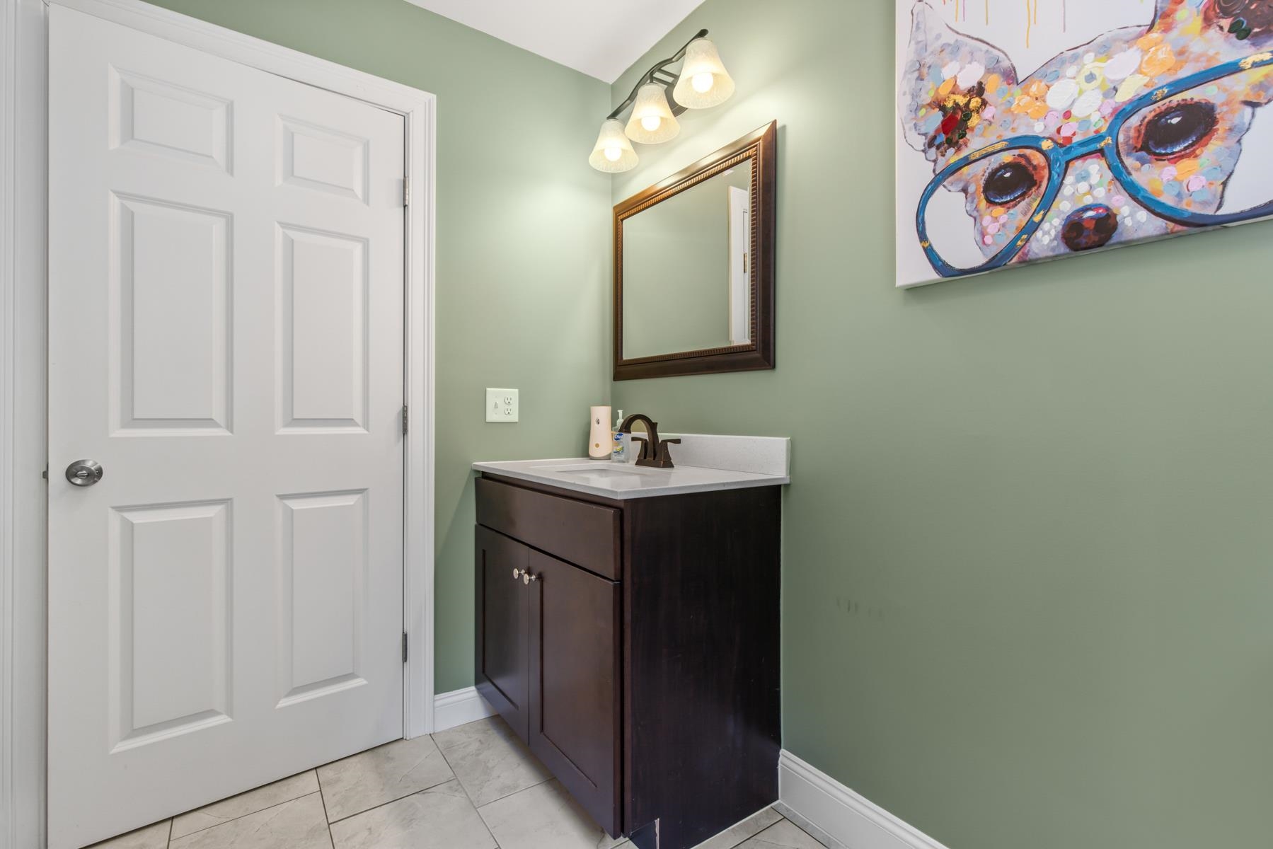 14 Pinewood Drive Stratham, NH 03885 - Photo 10 of 33 Gallery Image 10