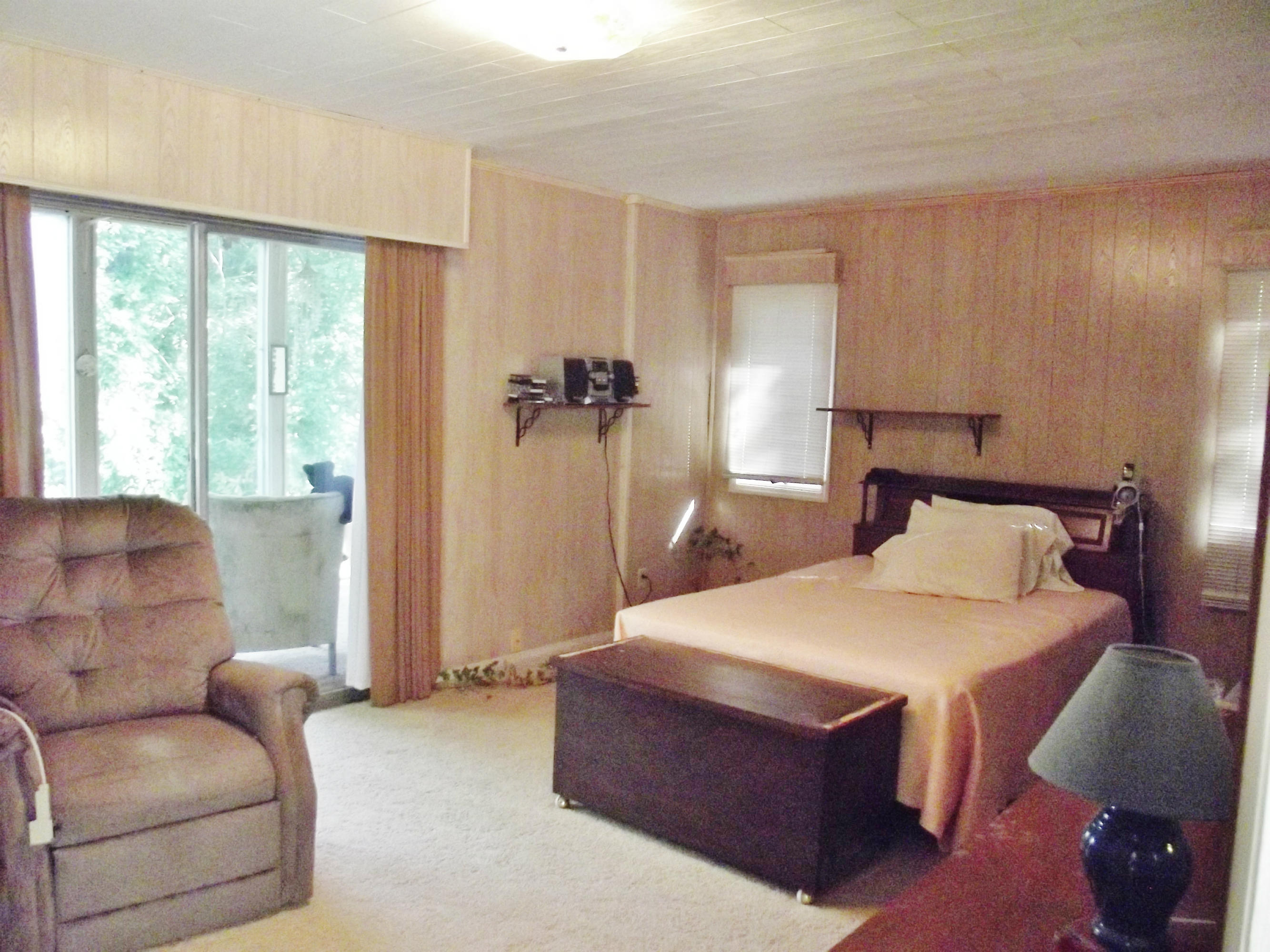 714 Hilltop Road Spring City, TN 37381 - Photo 16 of 33 master bedroom