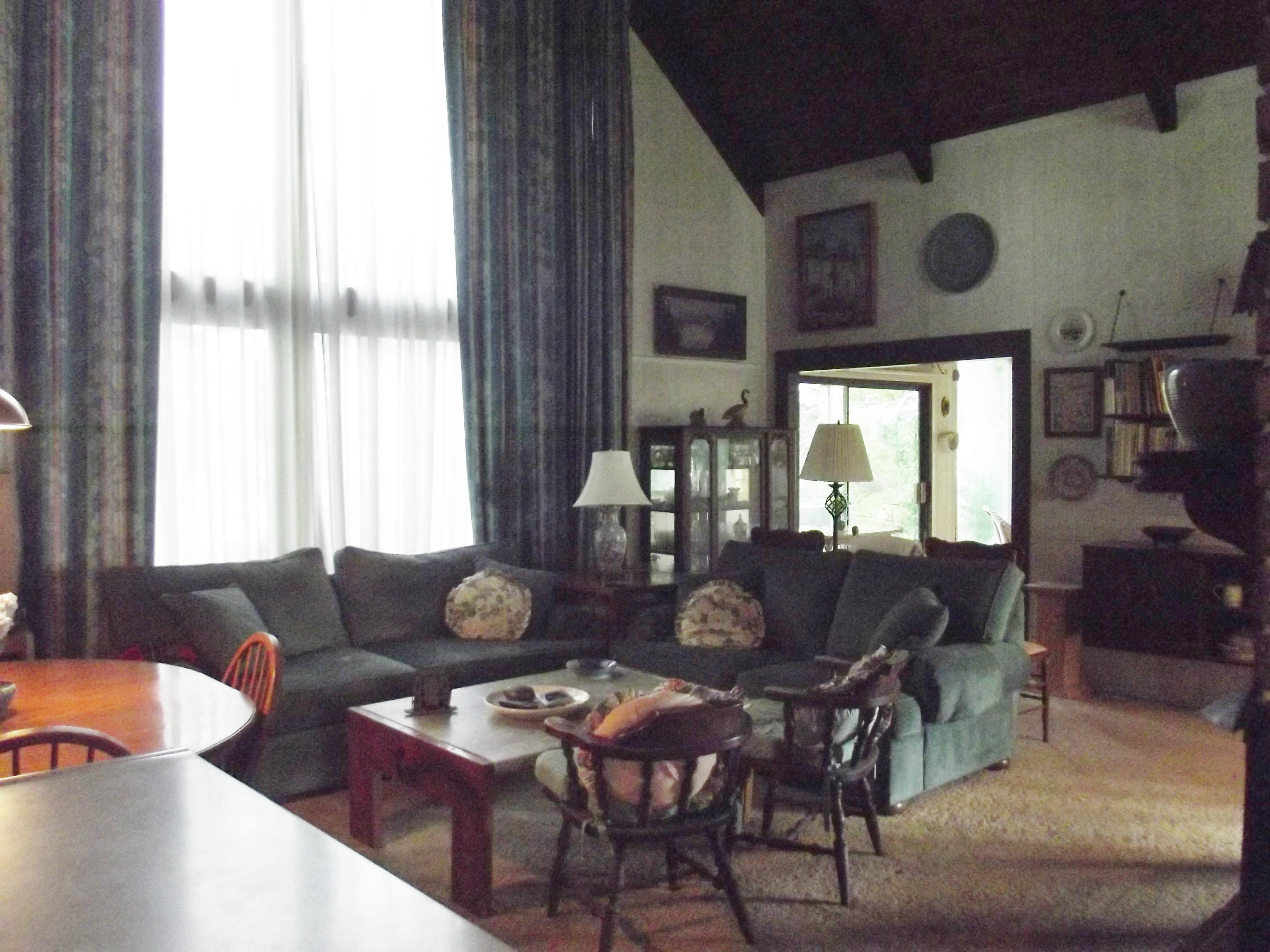 714 Hilltop Road Spring City, TN 37381 - Photo 7 of 33 living room from kitchen