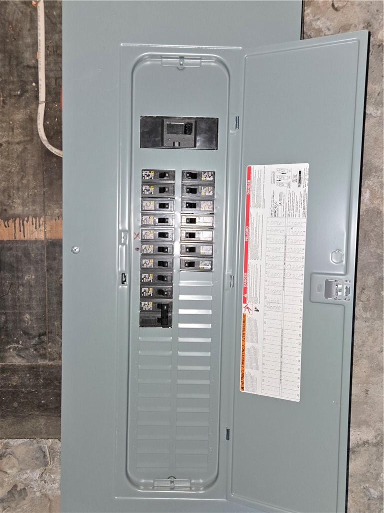 8 Rowley Street Rochester, NY 14607 - Photo 18 of 37