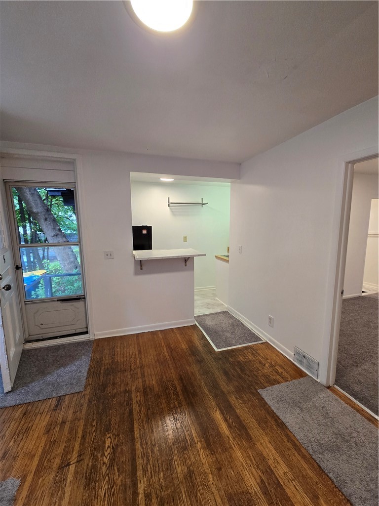 8 Rowley Street Rochester, NY 14607 - Photo 26 of 37