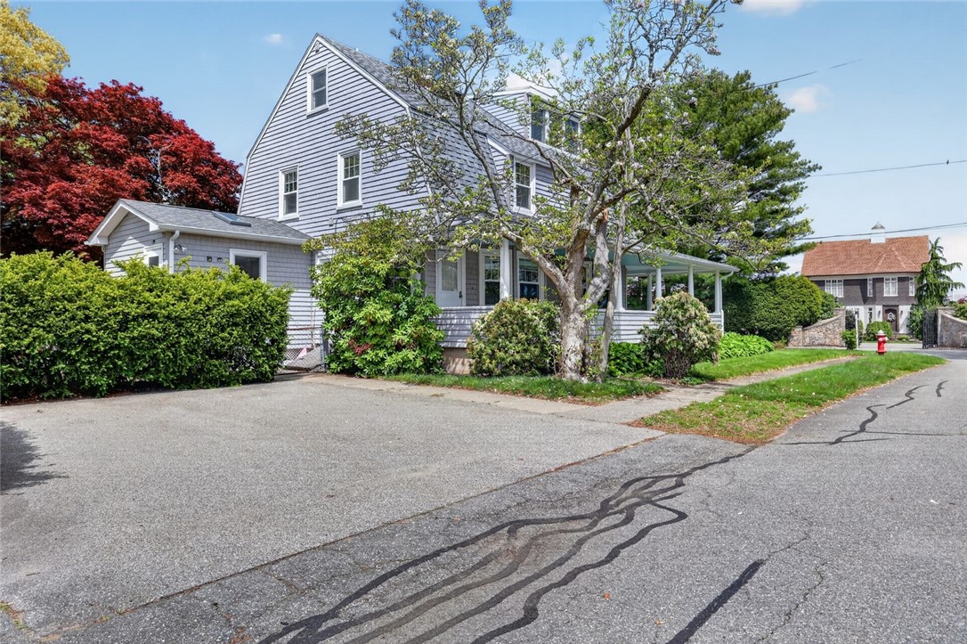 7 Allard Street Warwick, RI 02889 - Photo 8 of 50
