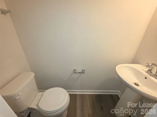 $2,075 | 3309 Timber Ml Drive, Matthews, NC 28104