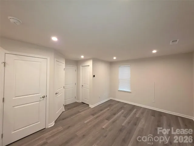 $2,075 | 3309 Timber Ml Drive, Matthews, NC 28104