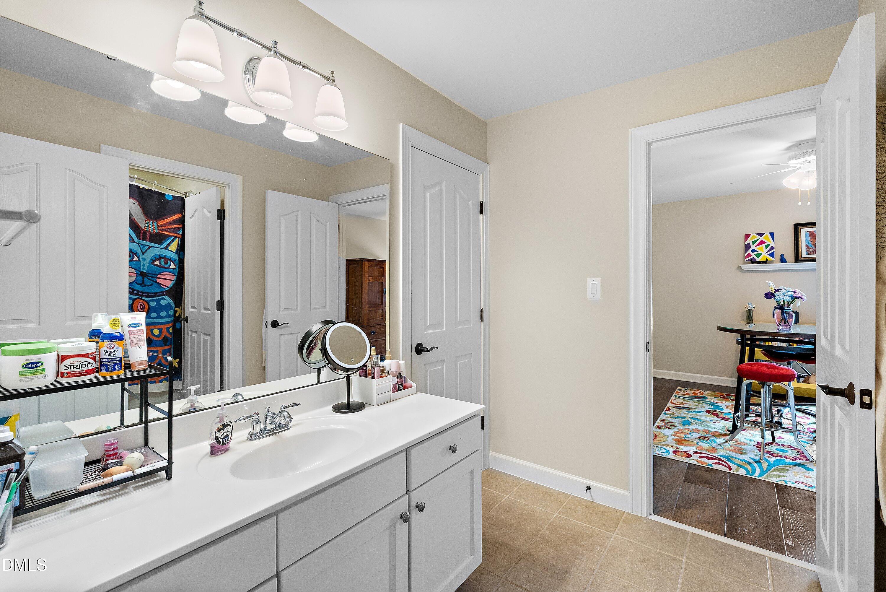701 Royal Tower Way Cary, NC 27513 - Photo 65 of 82 72-701 Royal Tower _5215