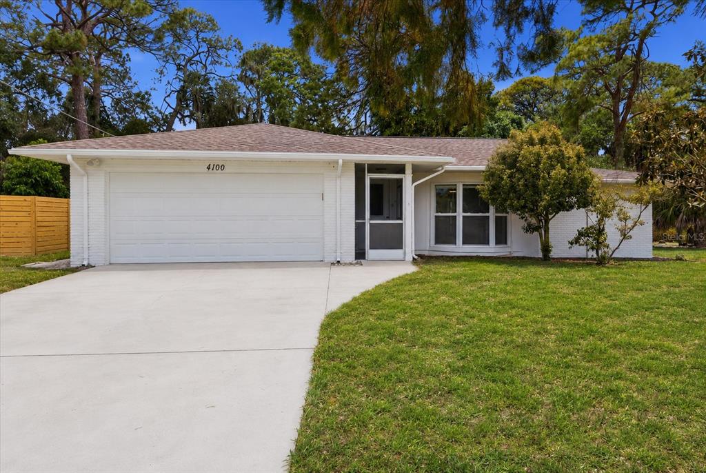 4100 Tee Road Sarasota, FL 34235 - Photo 1 of 35