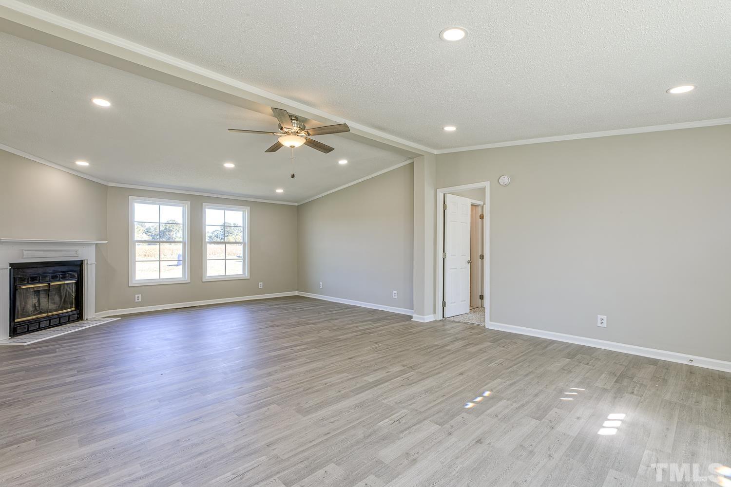 4460 North Spring Branch Road Dunn, NC 28334 - Photo 8 of 35 Gallery Image 8
