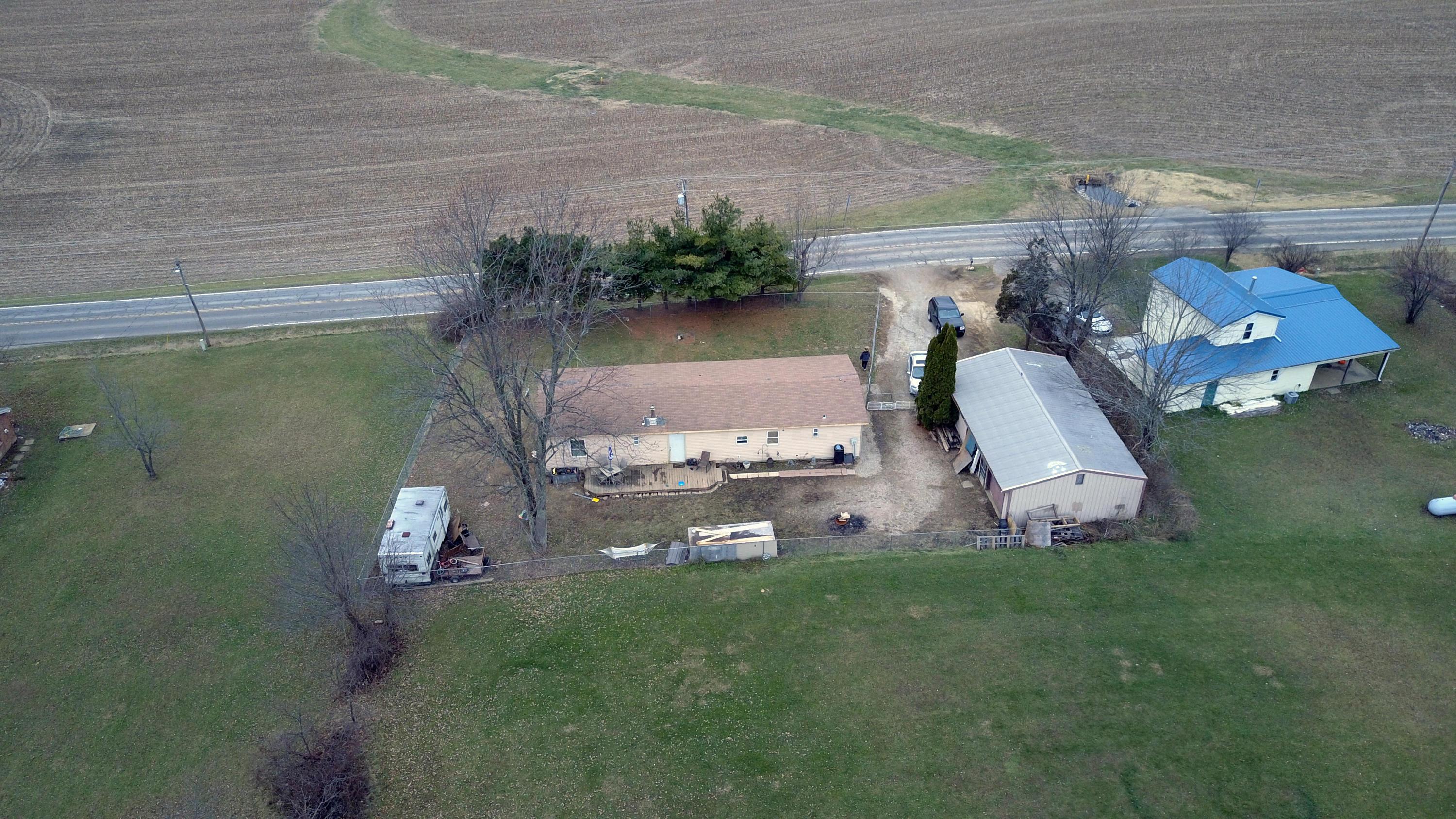 230 Amanda Northern Road Southwest Lancaster, OH 43130 - Photo 1 of 22
