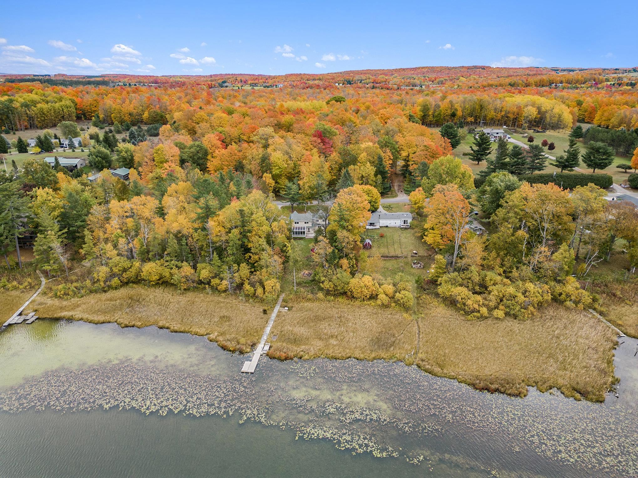 8275 Shrigley Road Charlevoix, MI 49720 - Photo 15 of 17 1917199-14.JPG