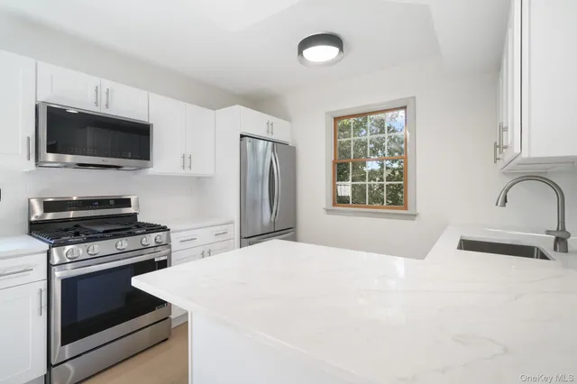 $5,000 | 7 North Dearman Street, Irvington, NY 10533