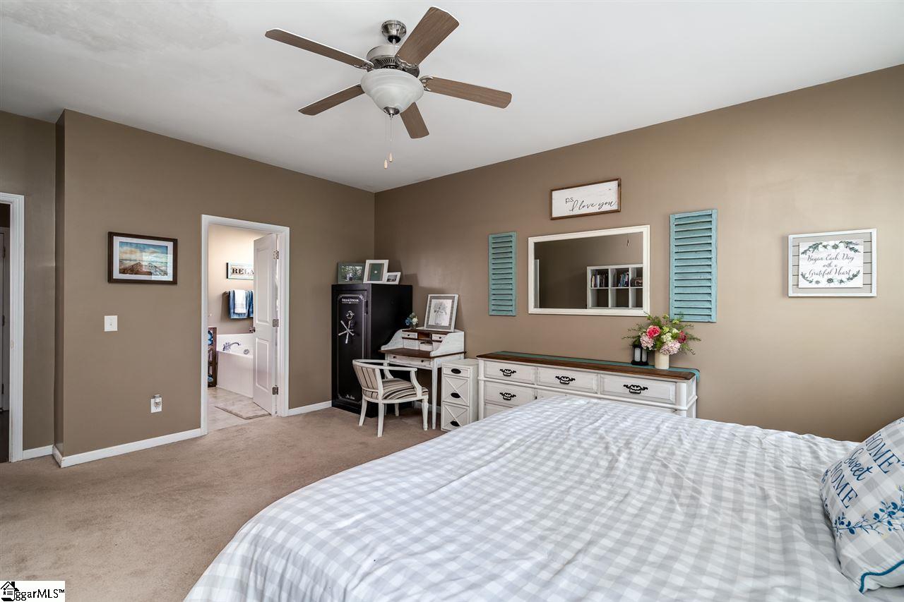 302 Rivers Edge Circle Simpsonville, SC 29680 - Photo 12 of 26