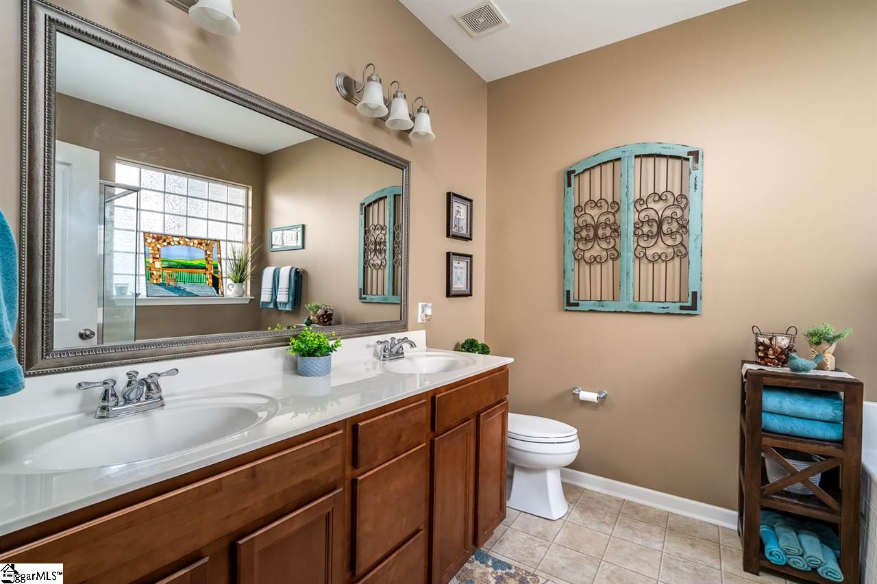 302 Rivers Edge Circle Simpsonville, SC 29680 - Photo 13 of 26