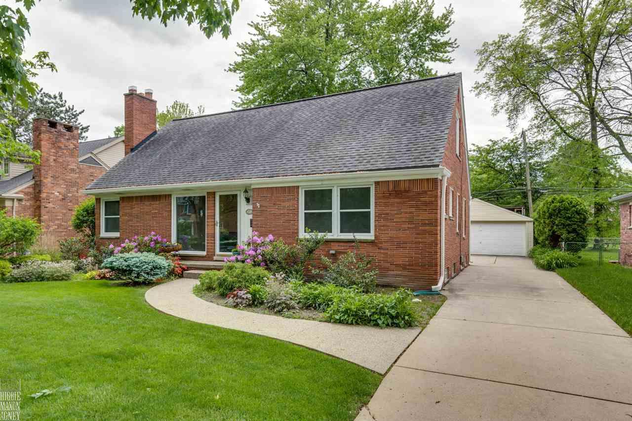 1137 Hawthorne Road Grosse Pointe Woods, MI 48236 - Photo 29 of 31