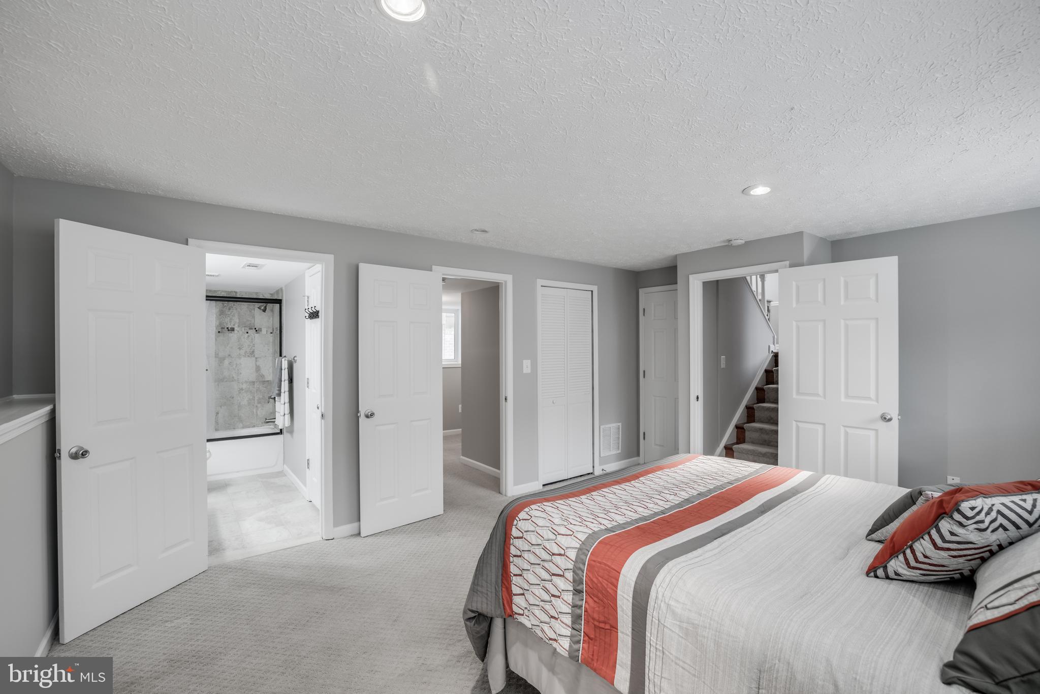 8466 Magic Tree Court Springfield, VA 22153 - Photo 16 of 35 Gallery Image 16