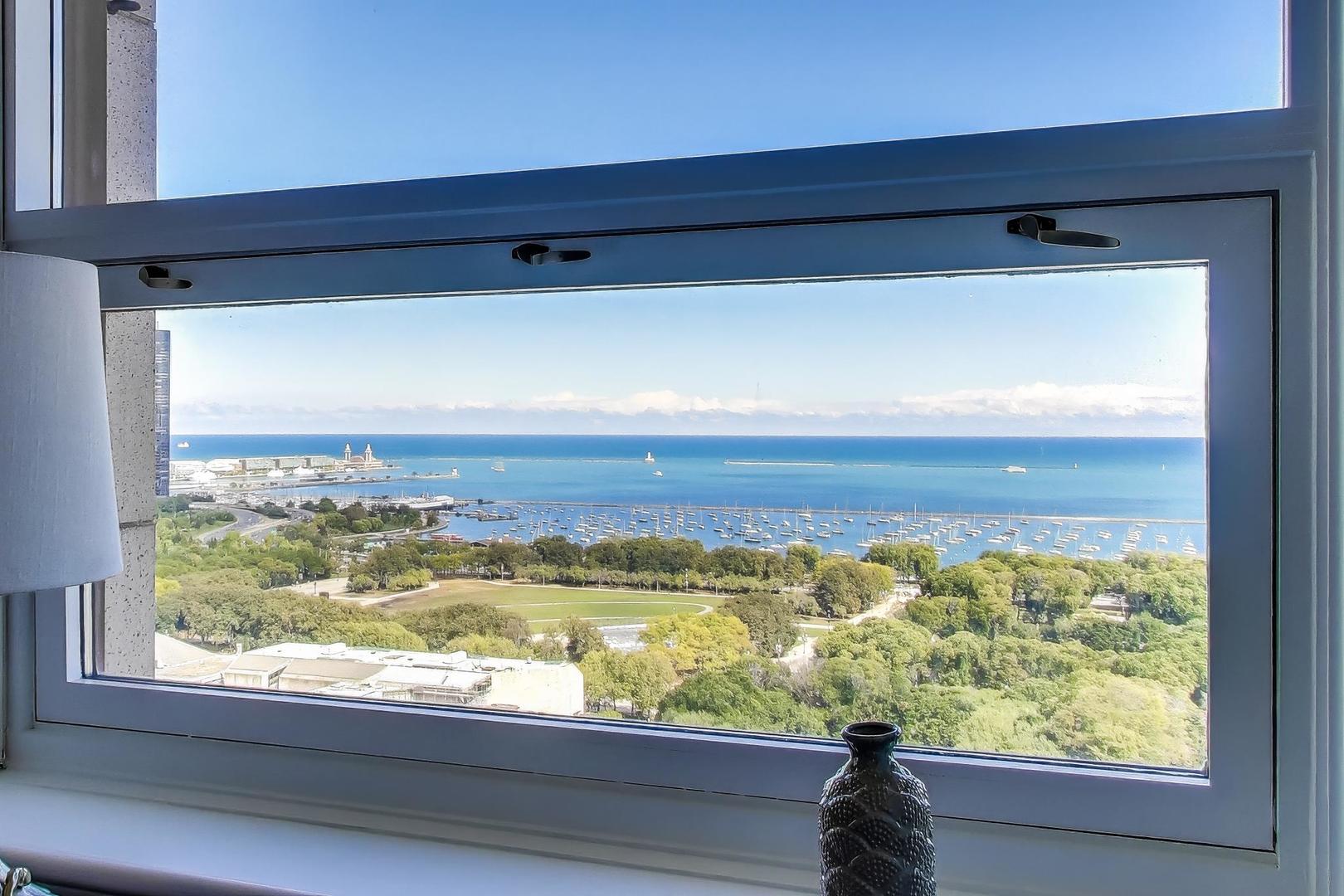 330 South Michigan Avenue, Unit 2006 Chicago, IL 60604 - Photo 20 of 23