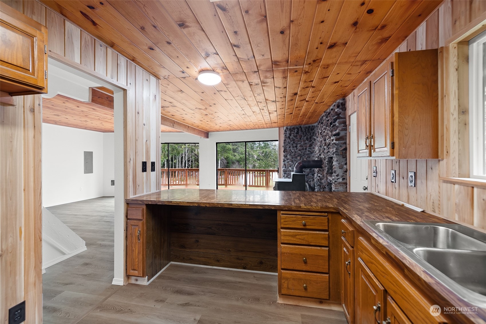 153 Lund Road Cosmopolis, WA 98537 - Photo 9 of 33 Gallery Image 9