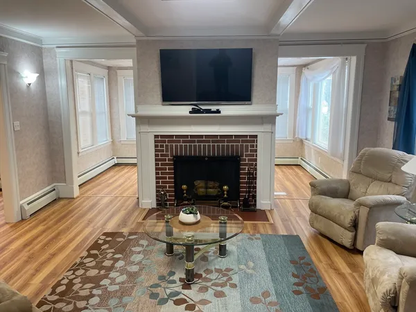 $2,650 | 136 Russell Street, Unit 1A, Worcester, MA 01609