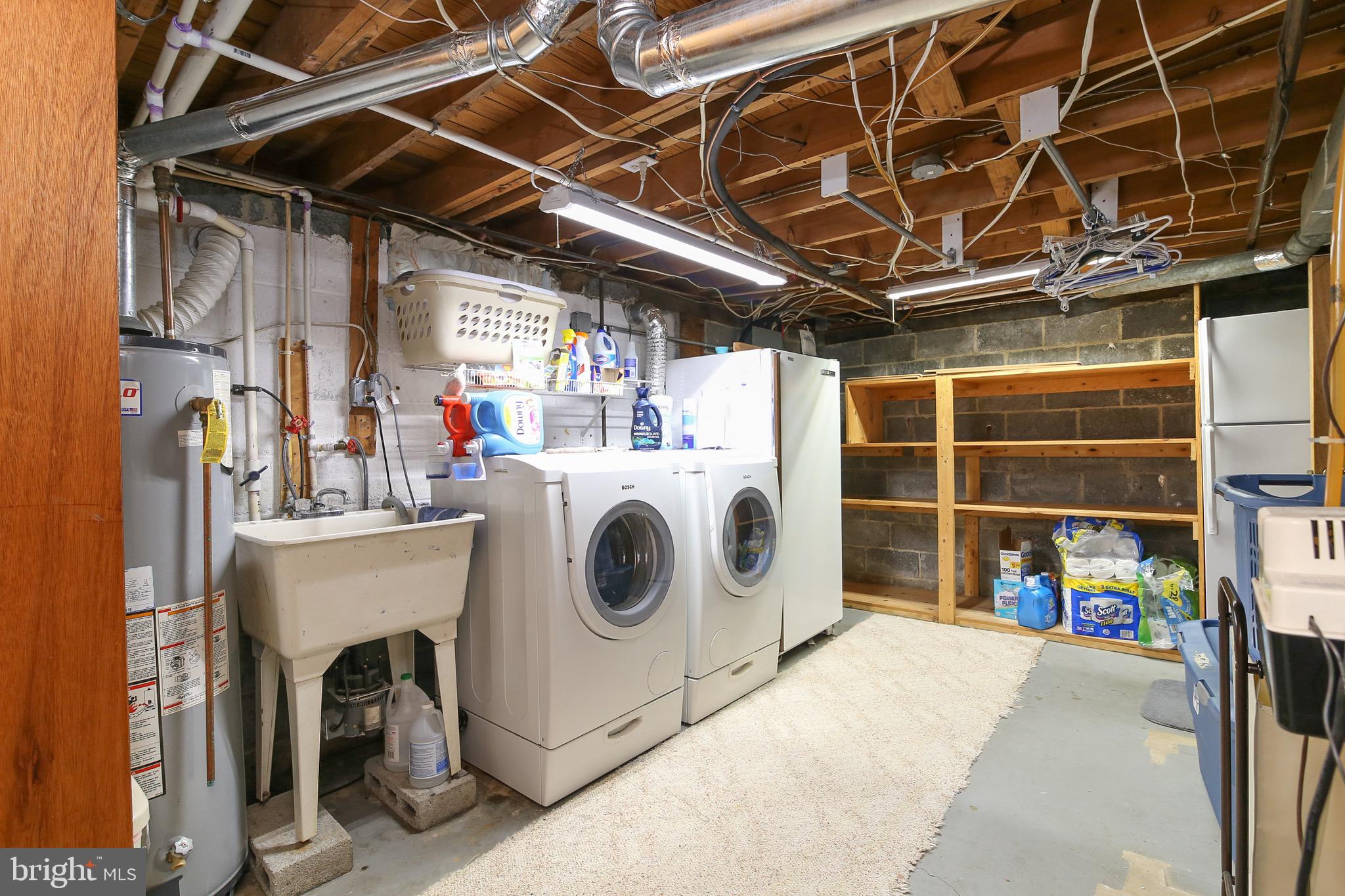 31 Battles Road Williamstown, NJ 08094 - Photo 17 of 33 Laundry Rm with workshop back towards the