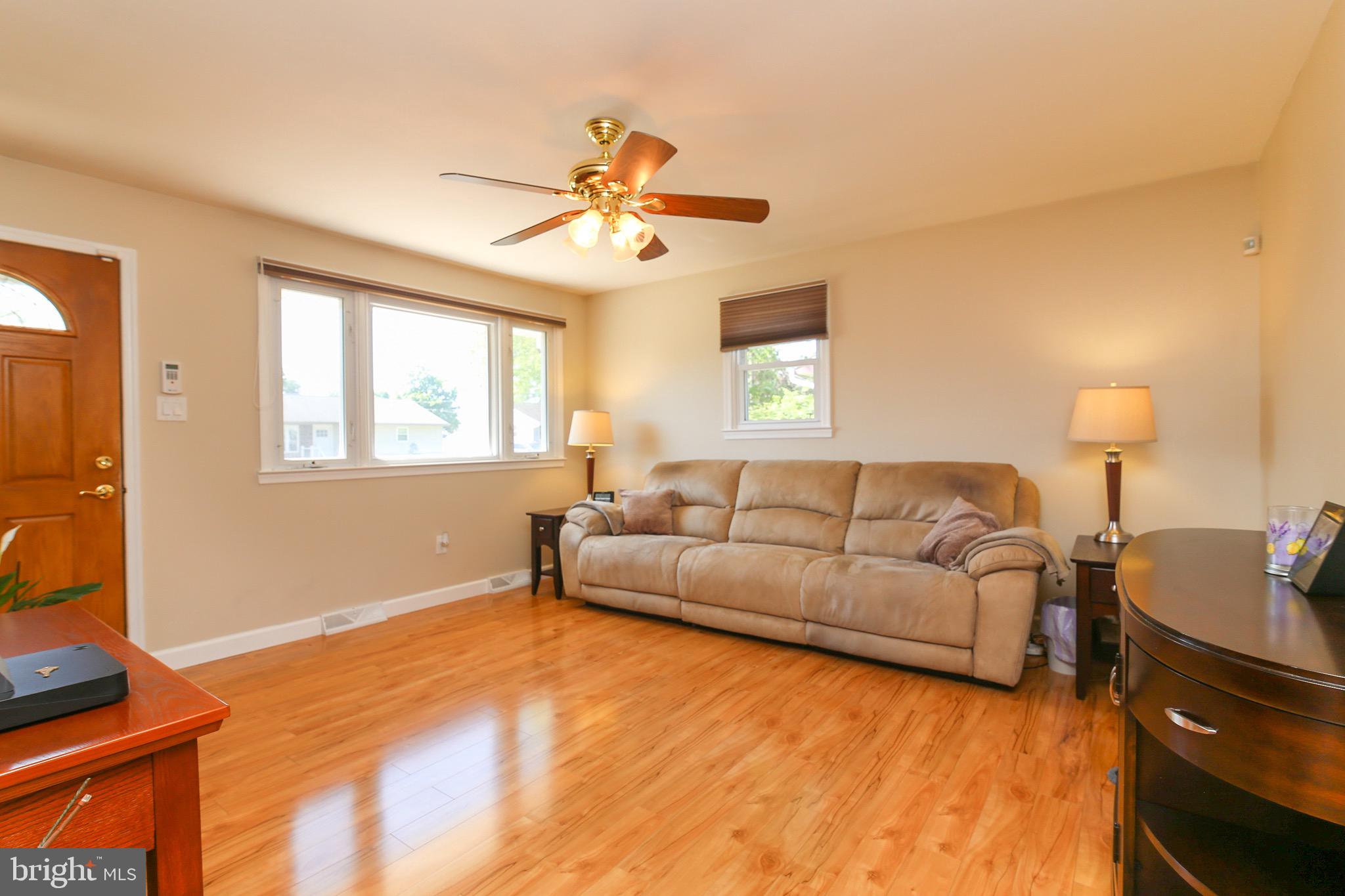 31 Battles Road Williamstown, NJ 08094 - Photo 4 of 33 Gallery Image 4