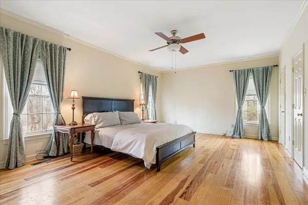 $549,900 | 5088 South Germantown Road, Memphis, TN 38141