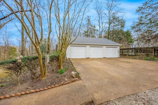 $549,900 | 5088 South Germantown Road, Memphis, TN 38141