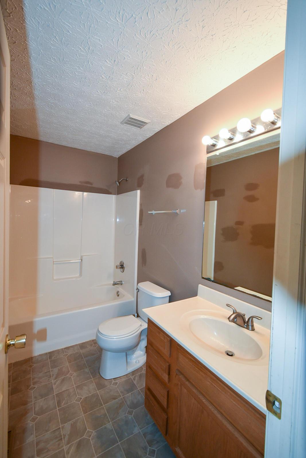 3101 South County Line Road Johnstown, OH 43031 - Photo 12 of 21 Gallery Image 12