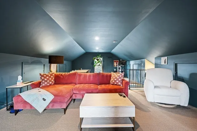 $639,000 | 13 Blackstone Street, Mendon, MA 01756