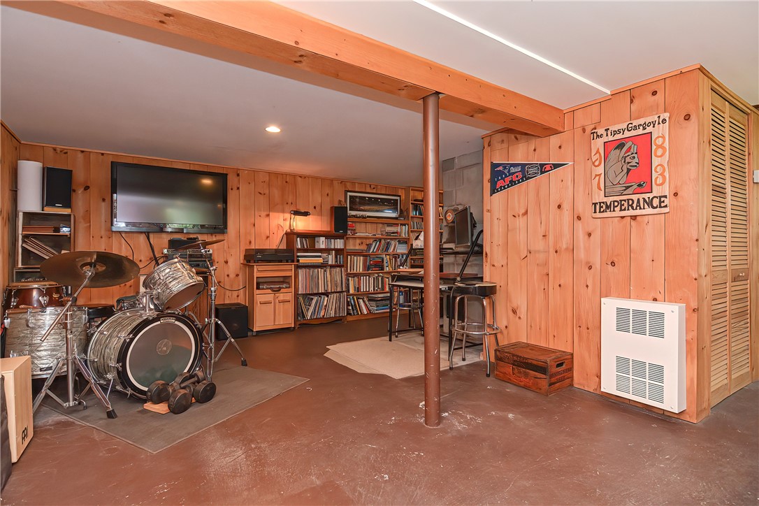 235 Camp Dixie Road Burrillville, RI 02859 - Photo 46 of 49 Gallery Image 46