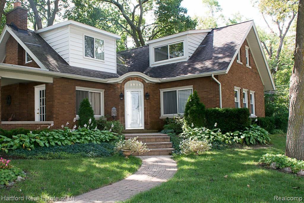 23935 Farmington Road Farmington, MI 48336 - Photo 1 of 35