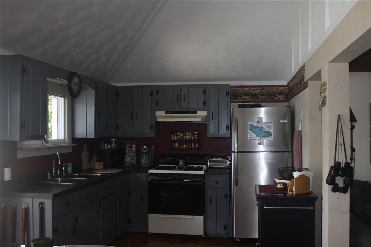 154 Lakeside Road Bristol, NH 03222 - Photo 11 of 40 Gallery Image 11