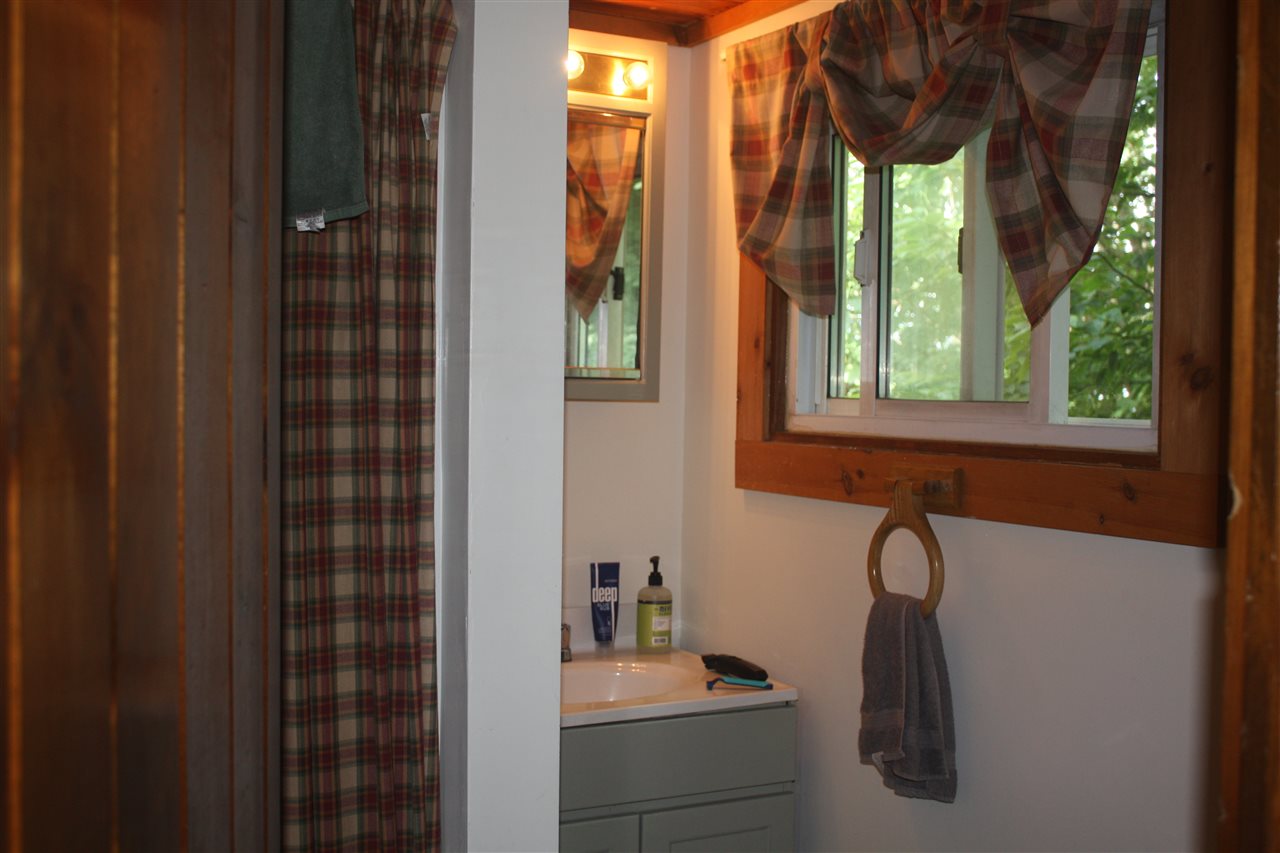 154 Lakeside Road Bristol, NH 03222 - Photo 15 of 40 Gallery Image 15