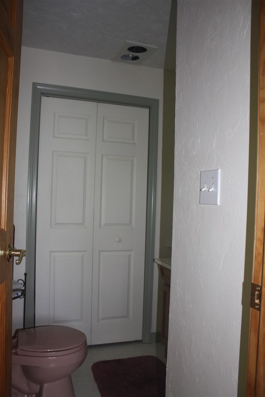 154 Lakeside Road Bristol, NH 03222 - Photo 23 of 40 Gallery Image 23