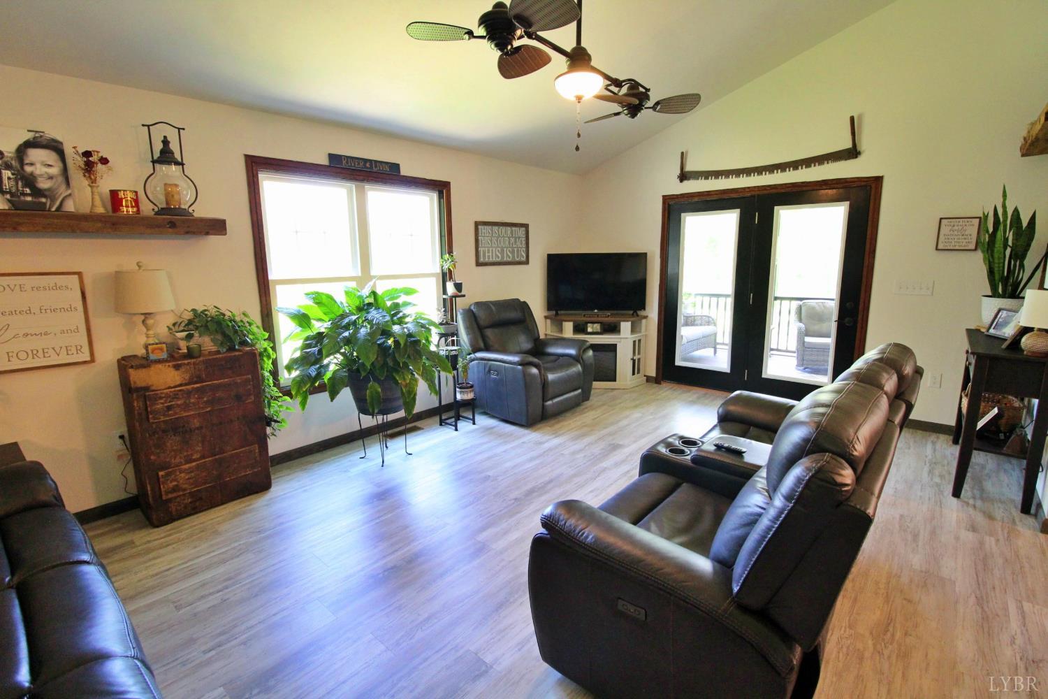 5977 James River Road Gladstone, VA 24553 - Photo 24 of 56