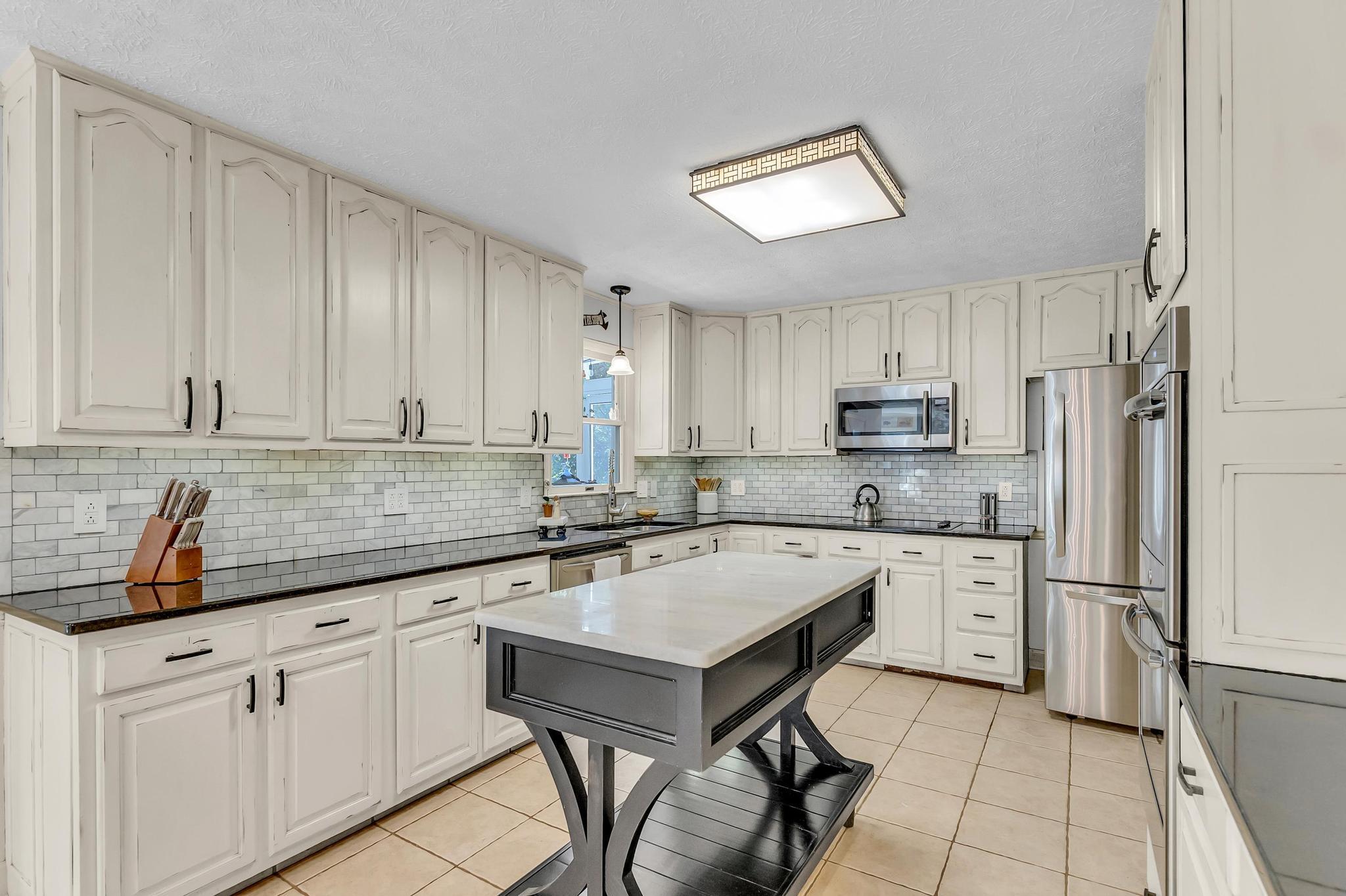 631 Golf Course Drive Elizabethton, TN 37643 - Photo 23 of 60 ARW02317