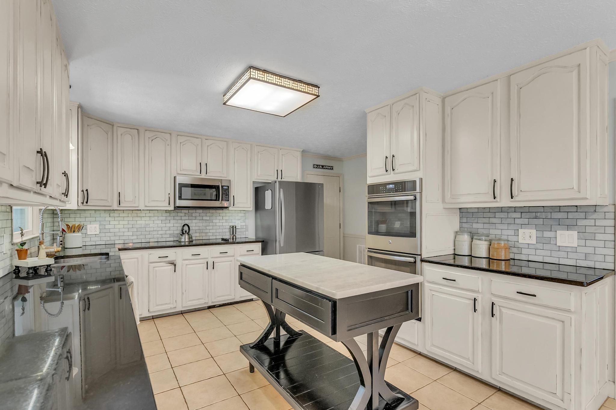 631 Golf Course Drive Elizabethton, TN 37643 - Photo 24 of 60 ARW02320