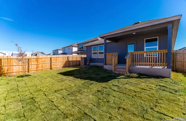 $1,700 | 5911 Rolling Glen, San Antonio, TX 78218