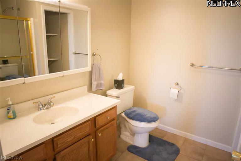 6835 Chatham Road Medina, OH 44256 - Photo 22 of 23 6835 Chatham Road In-law Bath