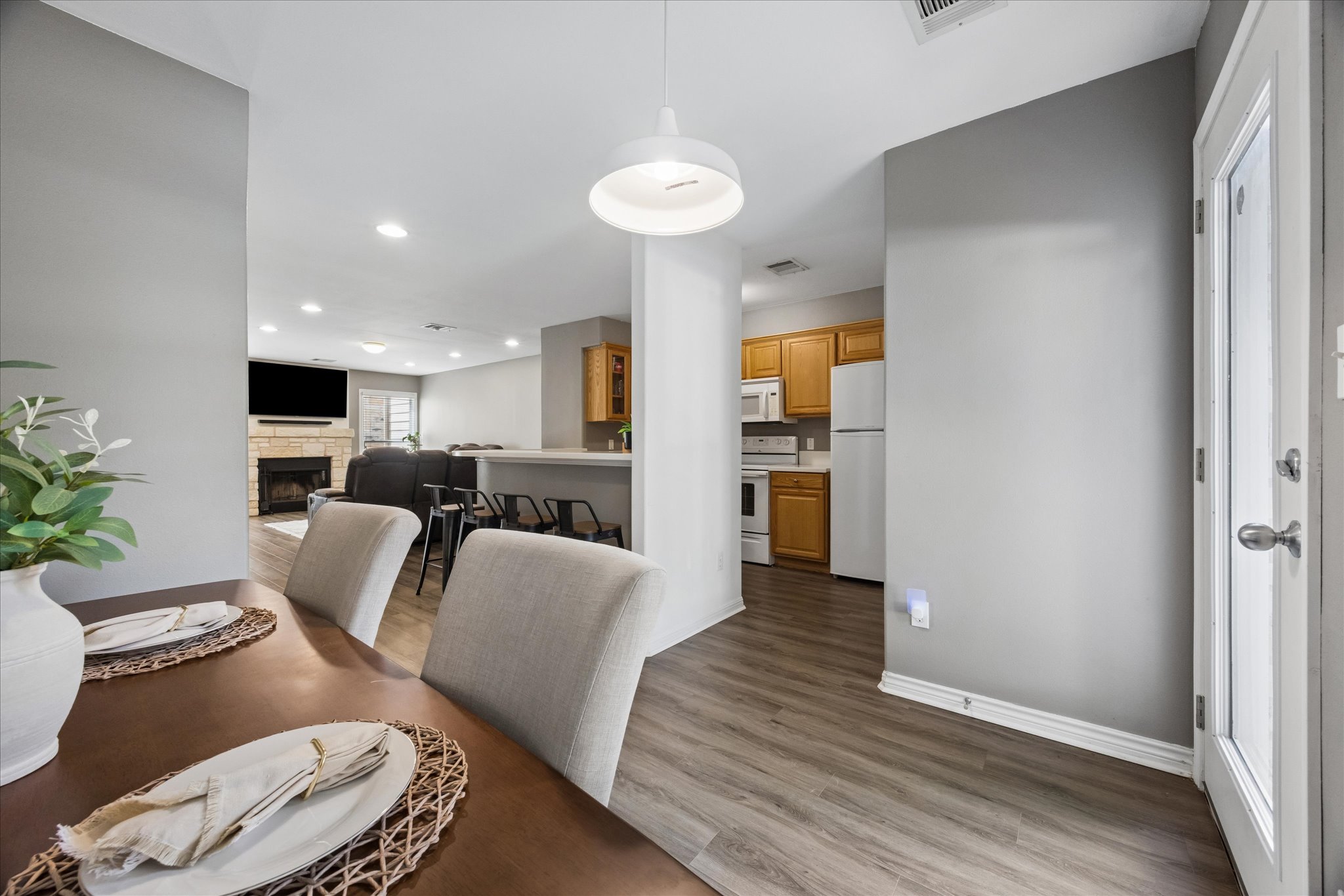 6900 East Riverside Drive, Unit 31 Austin, TX 78741 - Photo 6 of 18