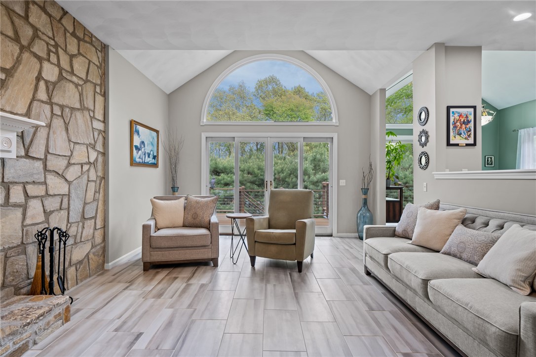 329 Wickham Road North Kingstown, RI 02852 - Photo 16 of 50 Gallery Image 16