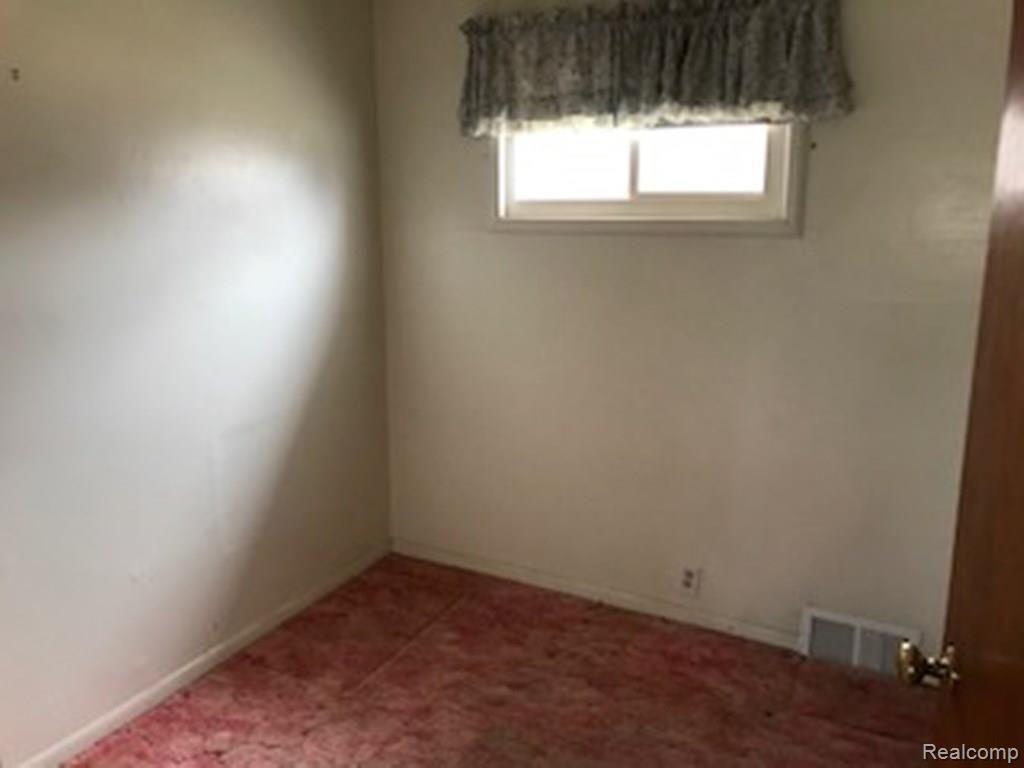 4685 Ketchum Bedroom 2.JPG