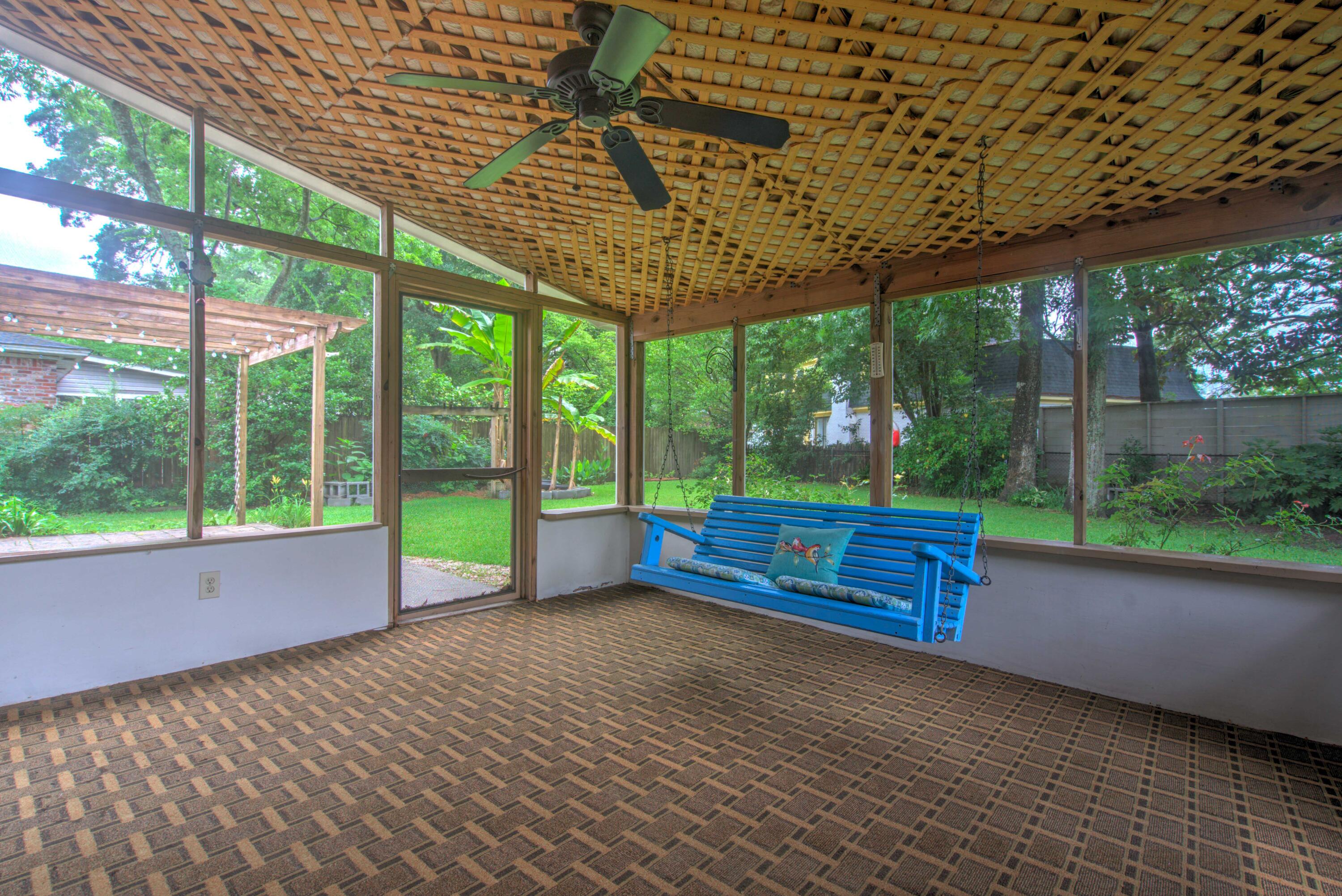 1967 Campion Hall Road Charleston, SC 29407 - Photo 20 of 30 Screen Patio