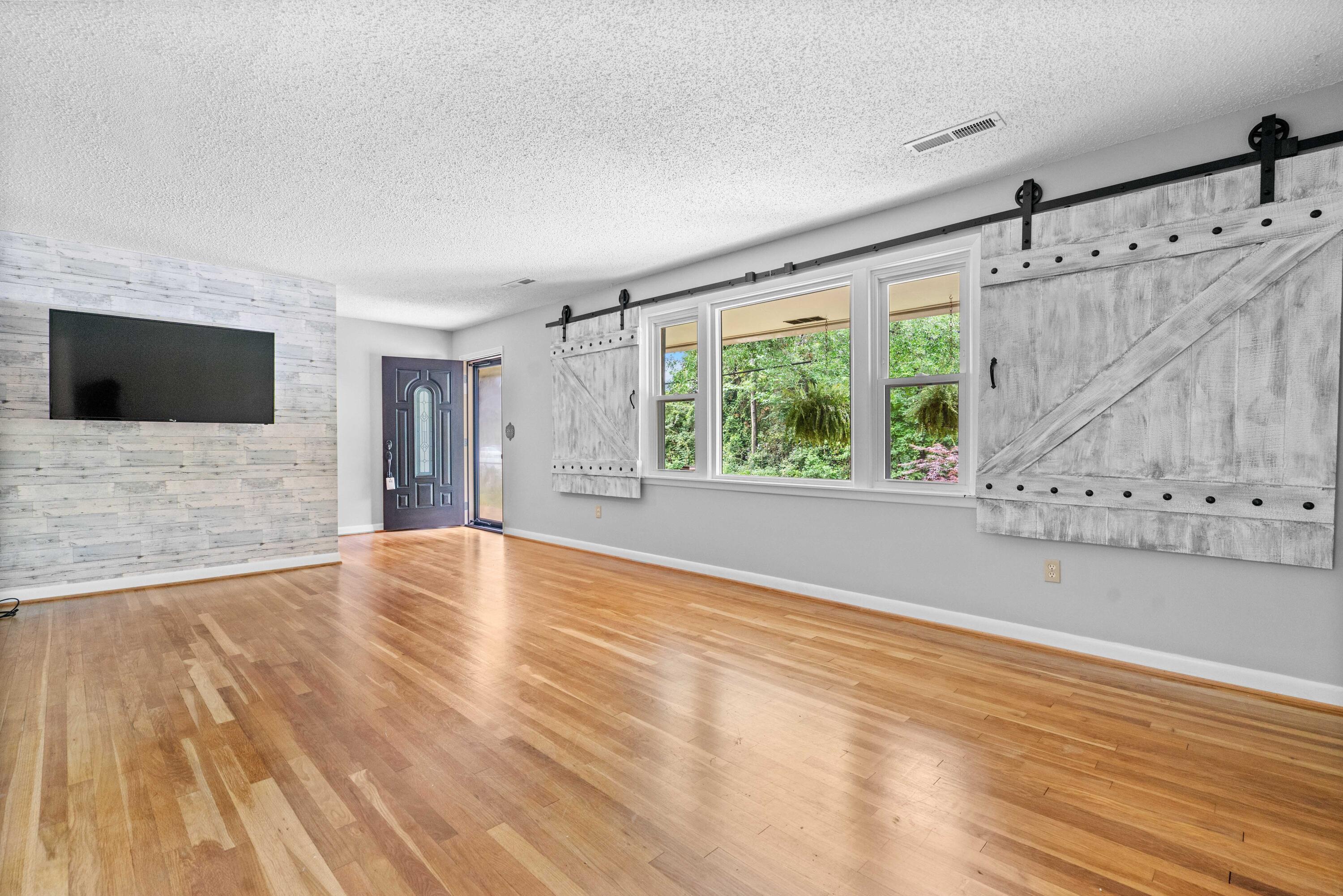 1967 Campion Hall Road Charleston, SC 29407 - Photo 3 of 30 Spacious Living Room