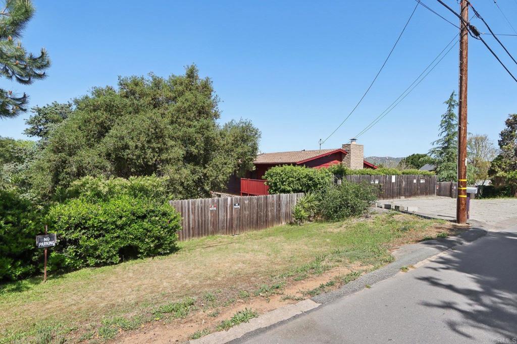 740 Iowa Street Fallbrook, CA 92028 - Photo 1 of 1 Gallery Image 1