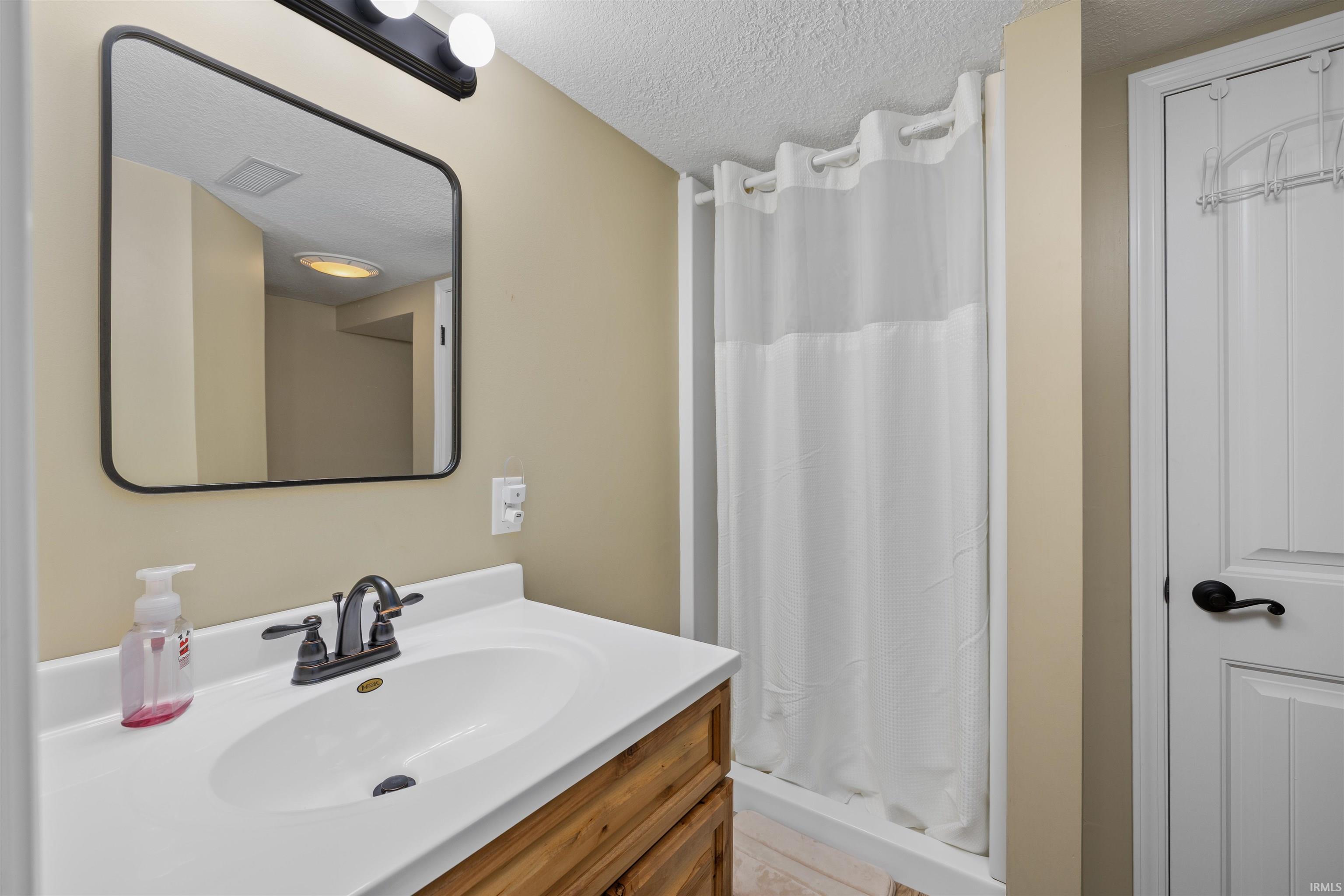 5131 Kyle Road Fort Wayne, IN 46809 - Photo 24 of 35