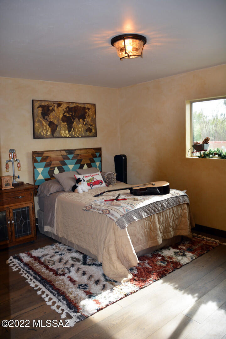 6241 North Valley View Road Tucson, AZ 85718 - Photo 13 of 40