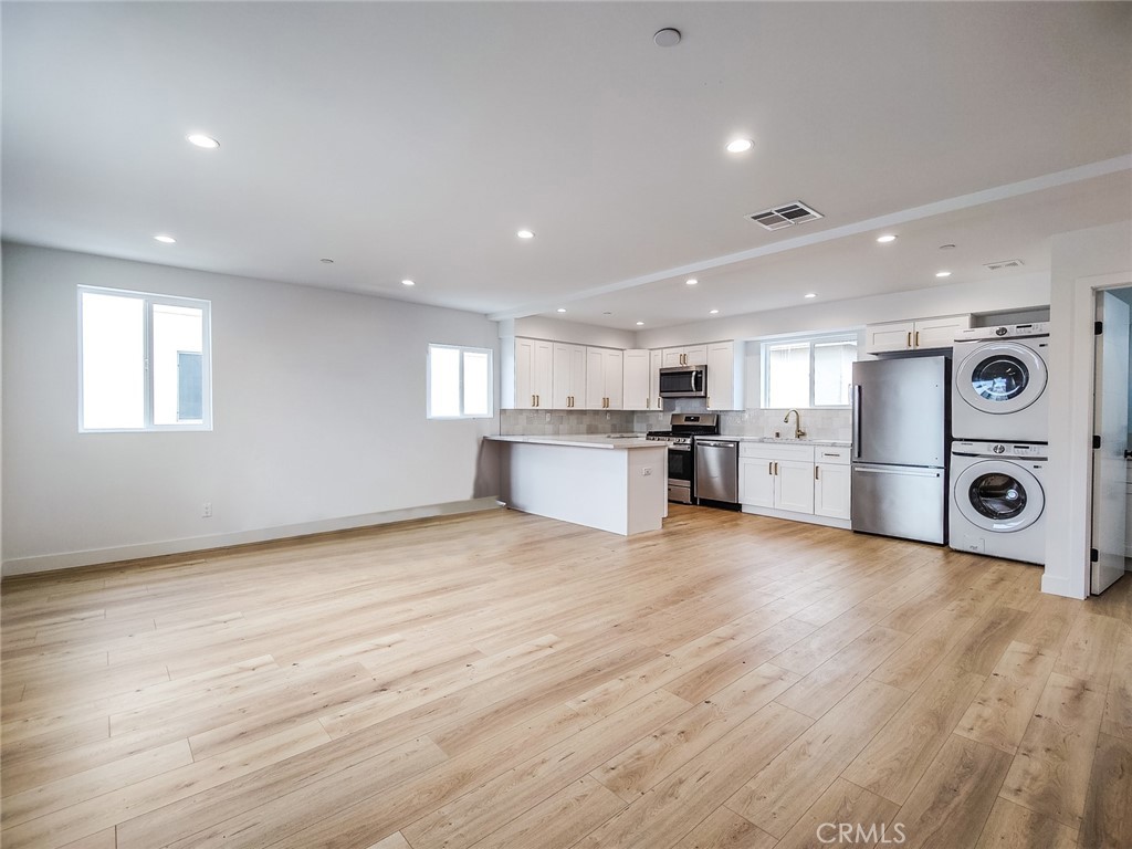 3809 West Exposition Boulevard, Unit 1/2 Los Angeles, CA 90016 - Photo 14 of 30