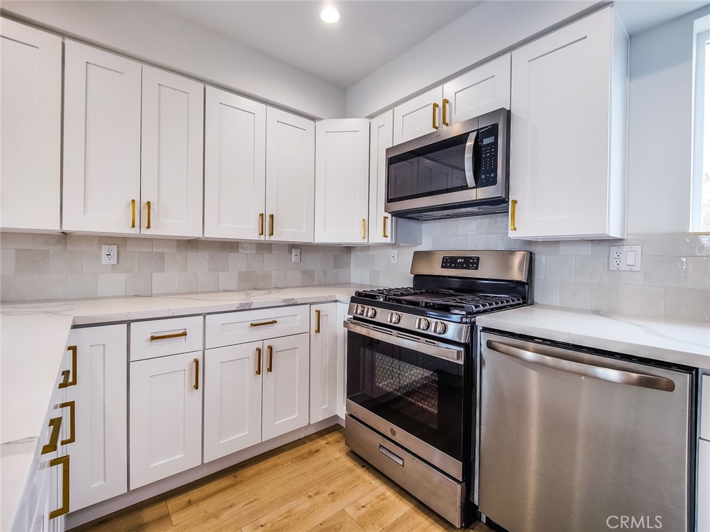 3809 West Exposition Boulevard, Unit 1/2 Los Angeles, CA 90016 - Photo 20 of 30