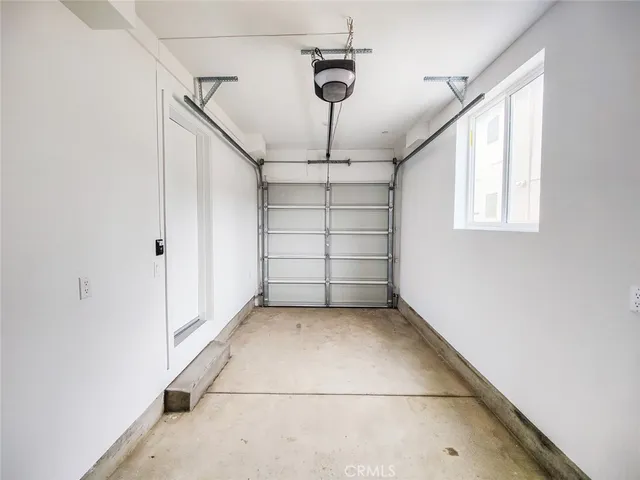 $3,738 | 3809 West Exposition Boulevard, Unit 1/2, Los Angeles, CA 90016